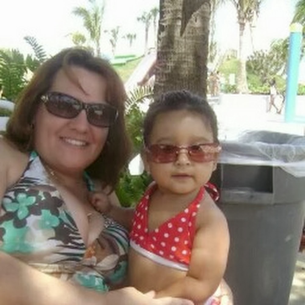 Meet your Posher, Christine